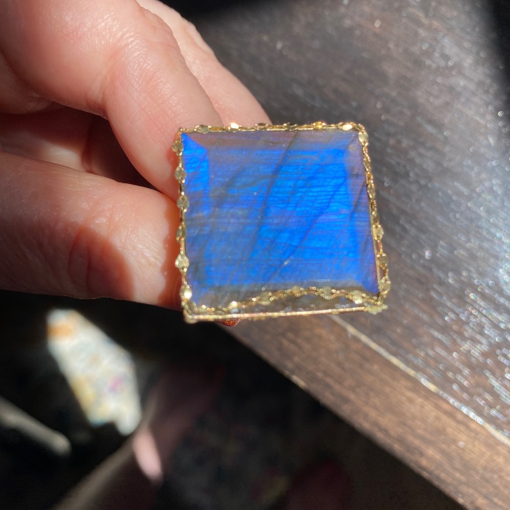 Solid 14k Rare HEAVY Labradorite Square Ring Large Statement Ring - Picture 10 of 10